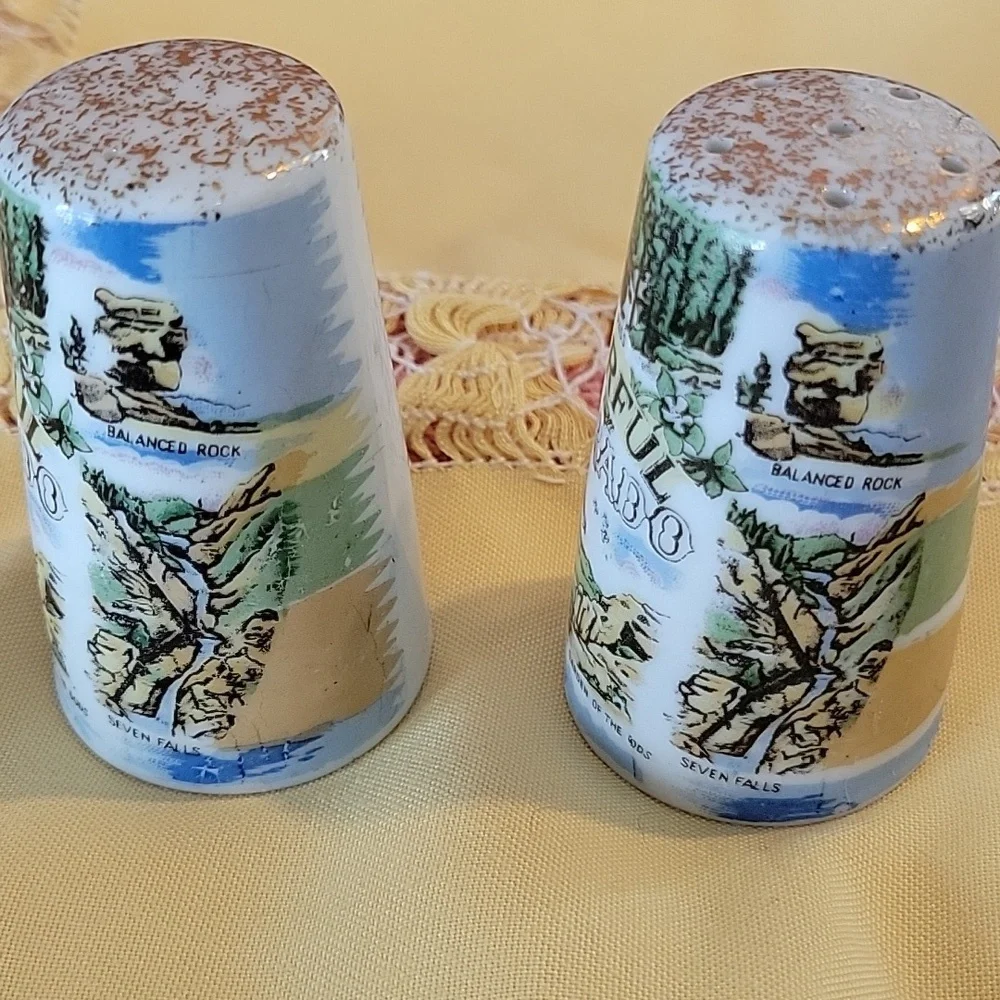 Salt And Pepper Shakers Vintage Colorado
